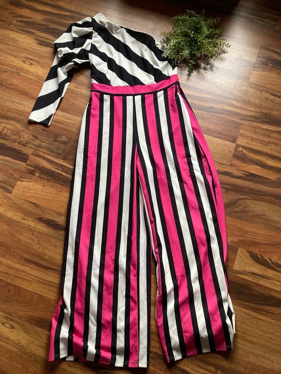New York & Company Pants - New NY & Co. Large one shoulder wide leg Colorblock striped jumpsuit